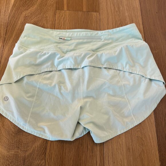 Light green lululemon Speed shorts 4" length size 6 - Picture 1 of 3